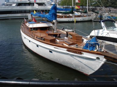 Ventura in slip